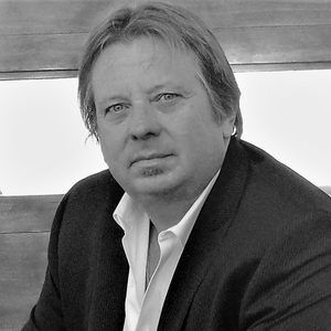 Meet your Posher, Tom